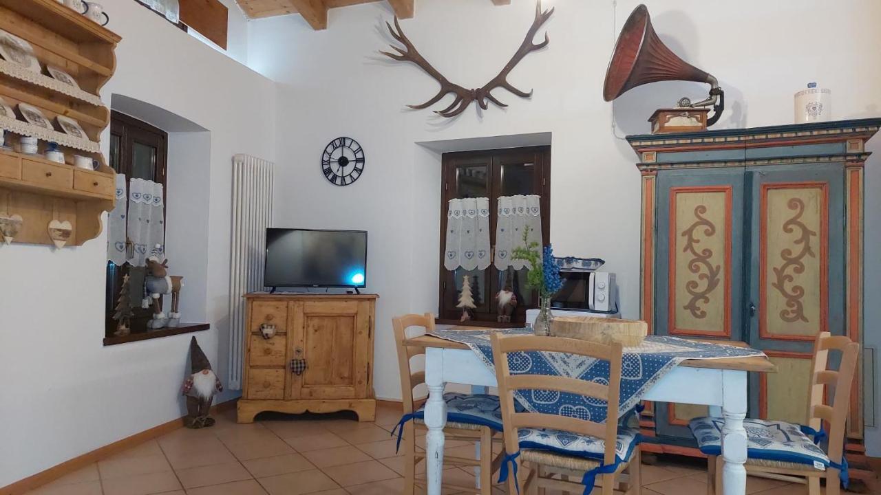 Loft Della Perpetua Di Casa Bernardi, Fuga Romantica Petfriendly Montagnaga  Exterior foto